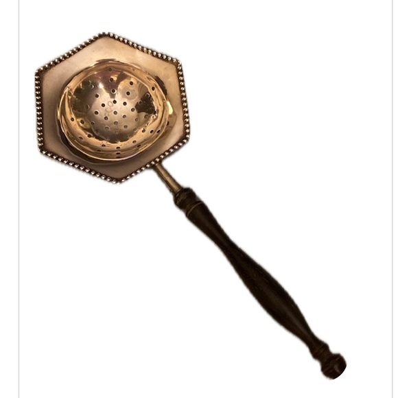 ANTIQUE STERLING TEA STRAINER with WOODEN HANDLE - Picture 1 of 13